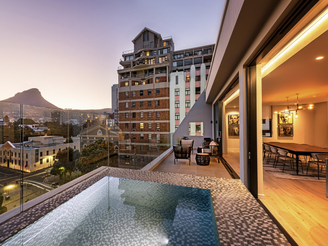 Labotessa Presidential Suite