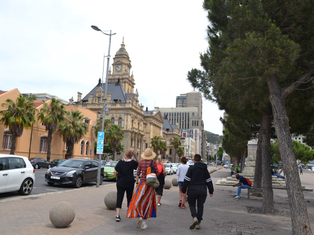 Walking Tour - City Hall