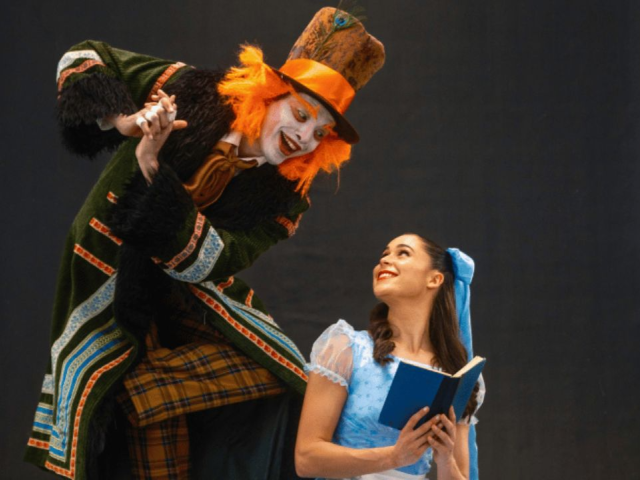 Alice-in-Wonderland
