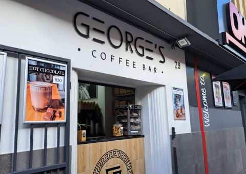 George's Coffee Bar - Buitenkant St