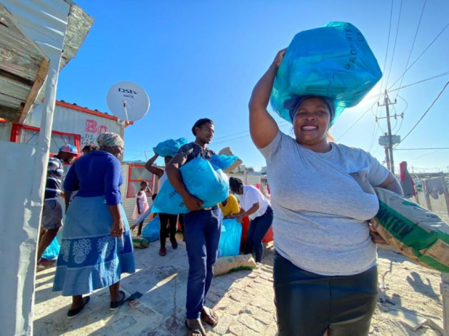 Khayelitsha food parcels