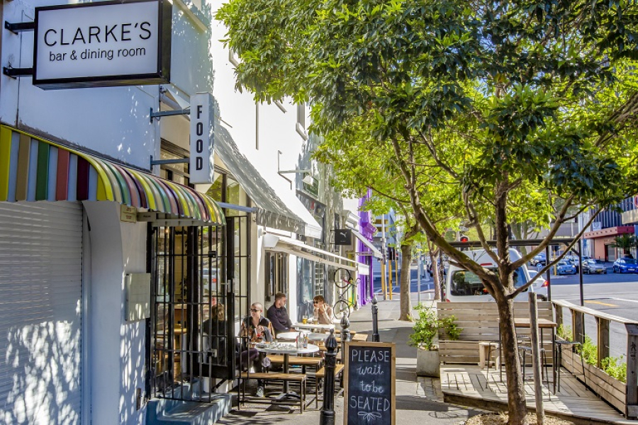 Clarkes - Come Back To Town