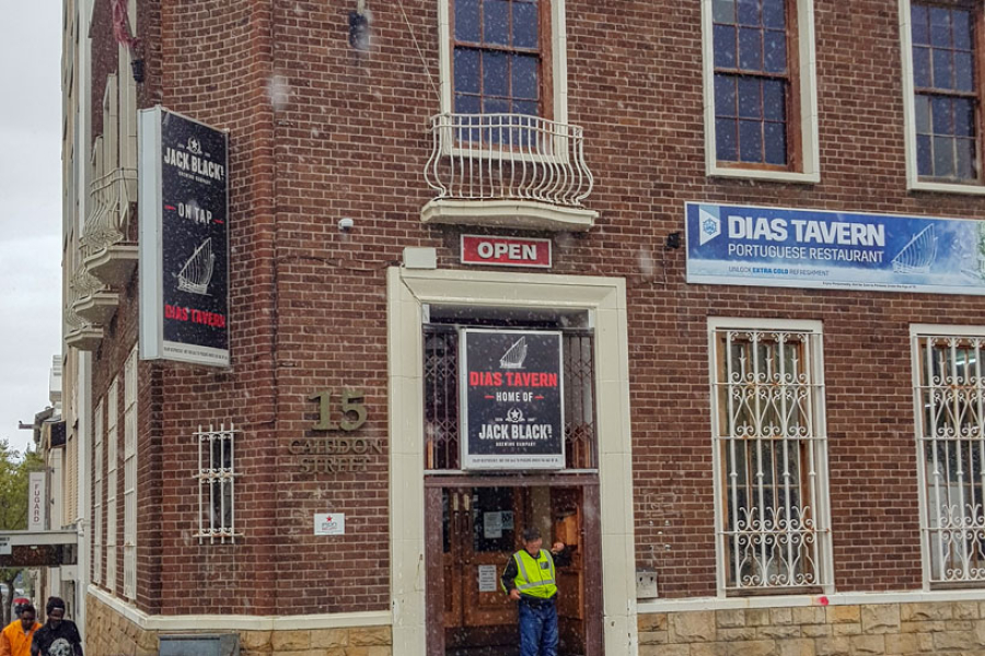 Dias Tavern