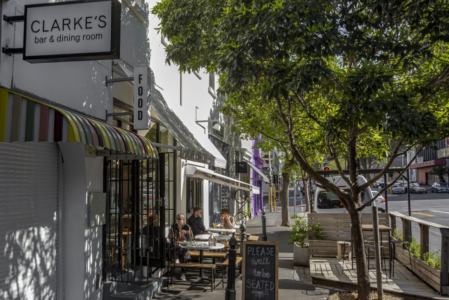 Clarkes Bar and Dining Room