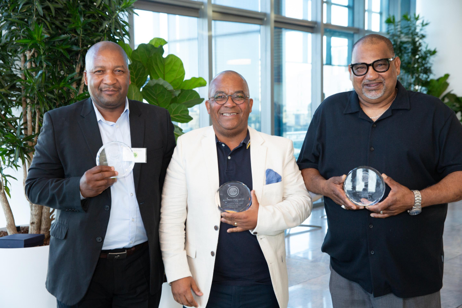 Headman Sirala-rala (15 years) - Alec van de Rheede (20 years) - Mark Williams (15 years)