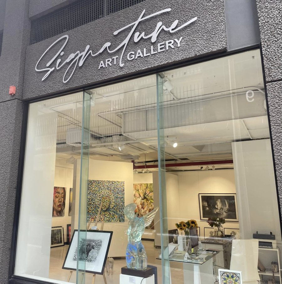 Signature Art Gallery