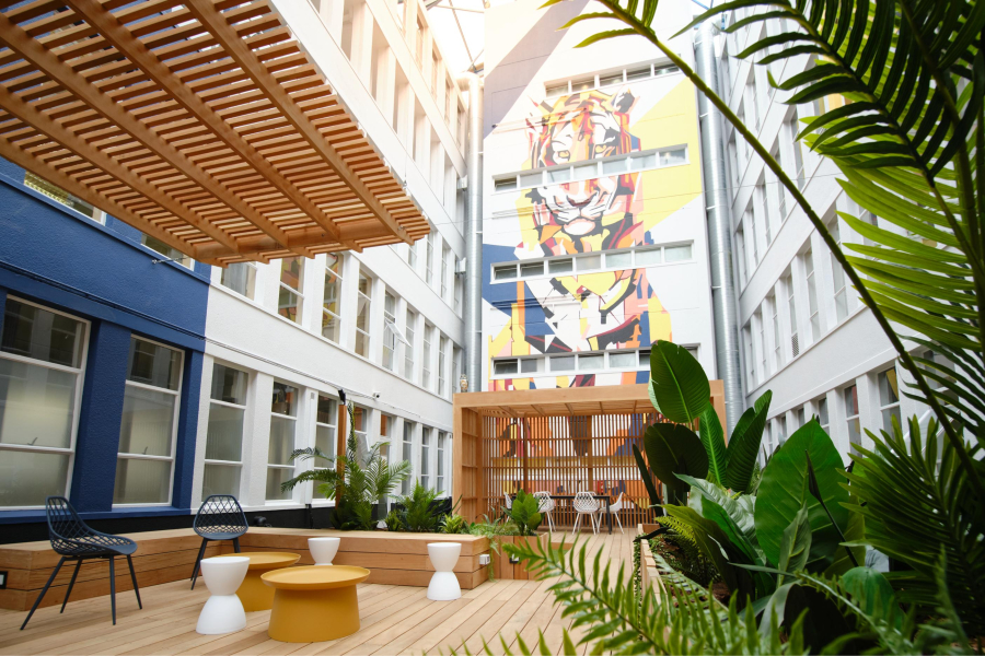 The Felix - Atrium